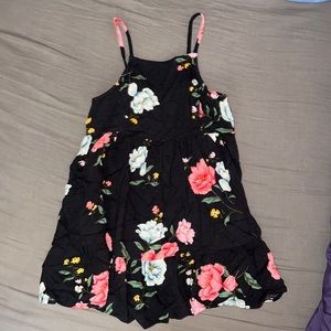 Girls size 4 strap flower dress